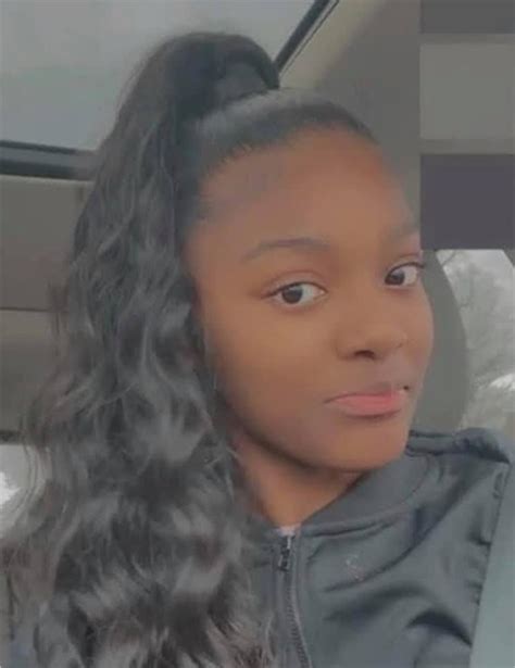 Teenage girl reported missing by Oakland police
